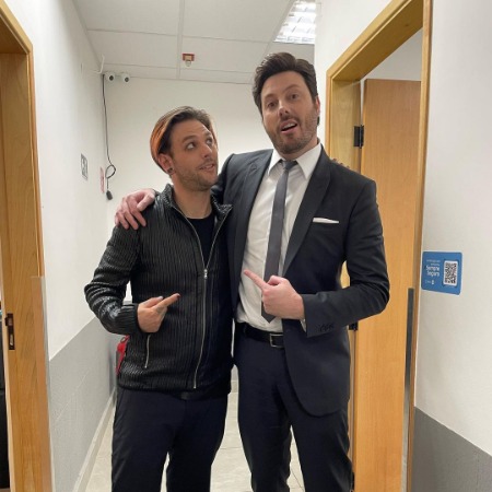 Navarone Garibaldi with the Brazilian comedian and television host Danilo Gentili. 